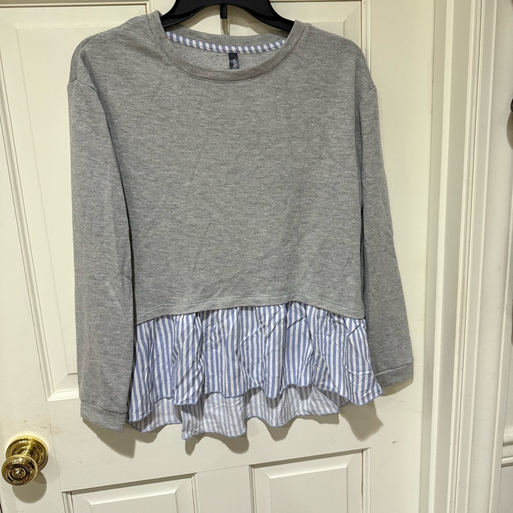 Massini Gray Top with Blue Striped Ruffle Hem
